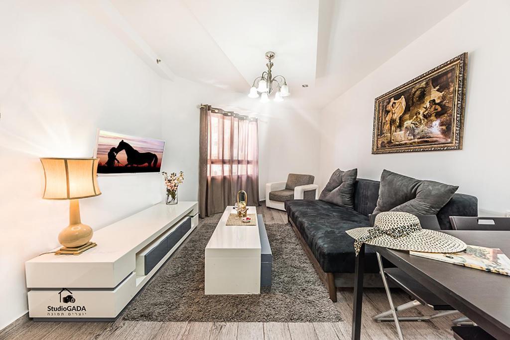 Ferienwohnung Kings & Queens By The Lake Tiberias Exterior foto