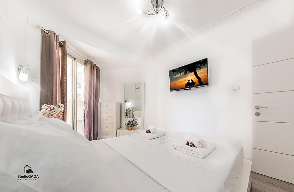 Ferienwohnung Kings & Queens By The Lake Tiberias Exterior foto